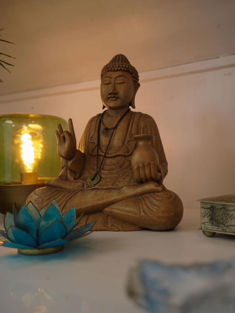 FLOW Docked boat in Amsterdam