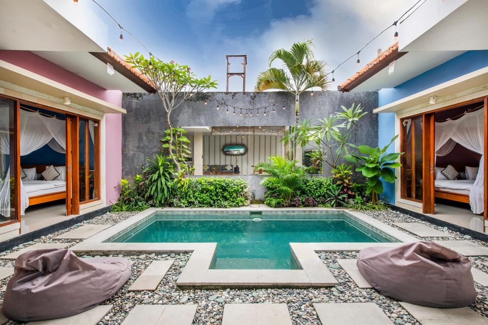 Property building, Swimming pool