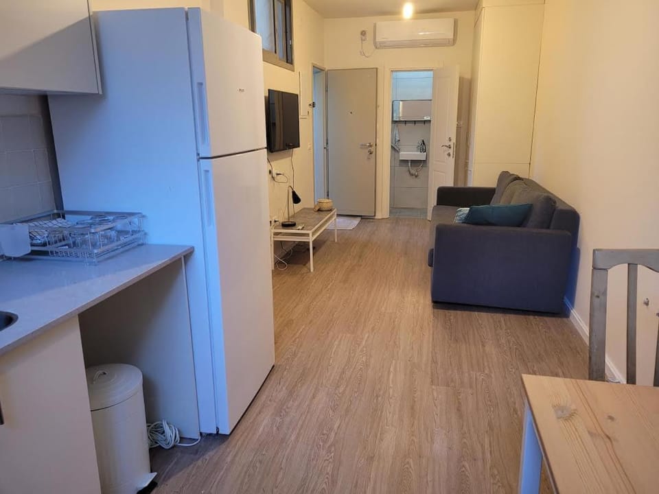 Charming modern country unit for rent Bed and Breakfast in Jerusalem District