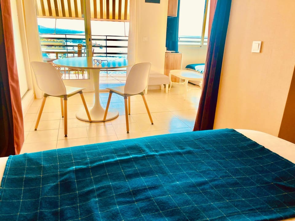 APARTAMENTO LUJOSO y MODERNO VISTAS PANORAMICAS AL MAR Apartment in Marbella