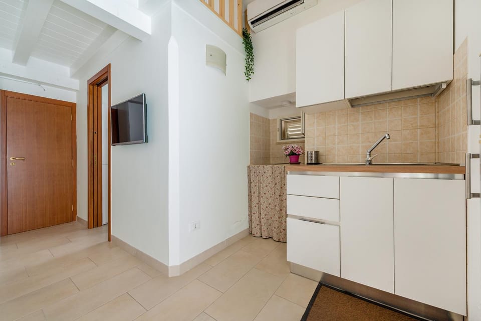 TV and multimedia, Kitchen or kitchenette