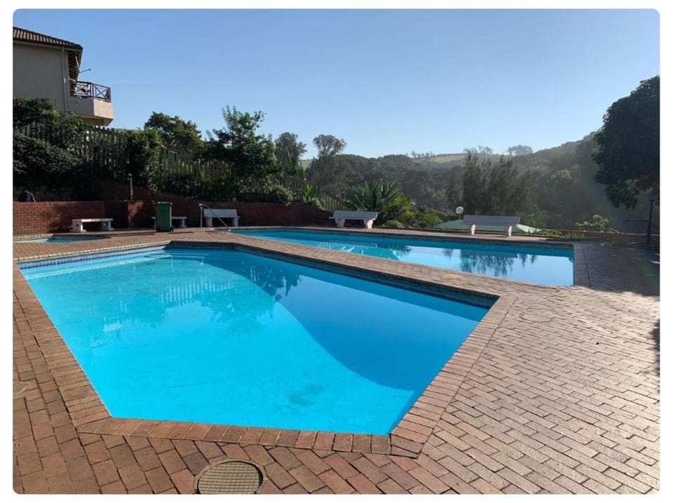 Swimming pool, Entertainment