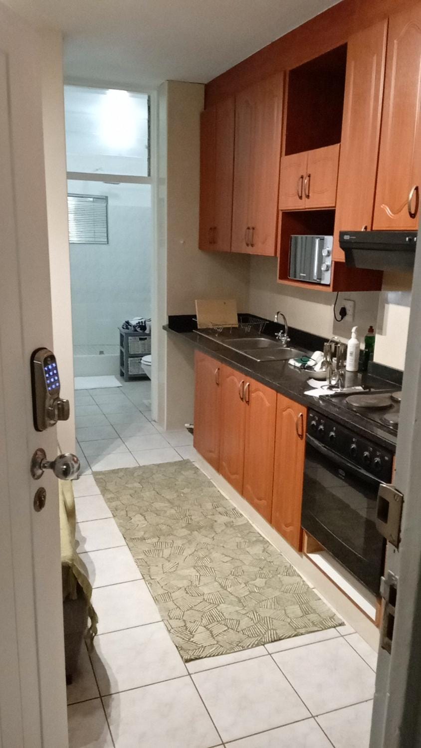 Shower, Facade/entrance, stove, kitchen