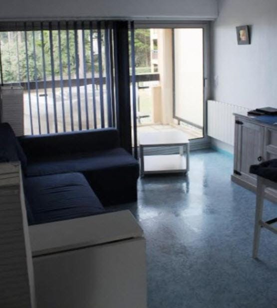 Living room, Seating area, hair dresser