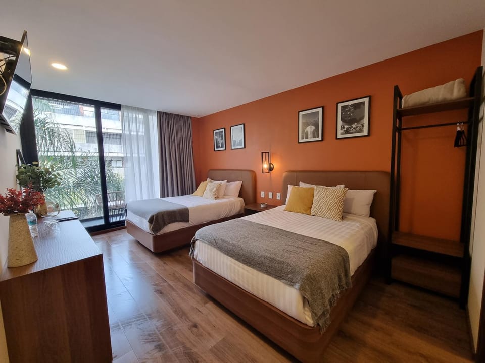 Photo of the whole room, Internal: Not applicable to any particular room