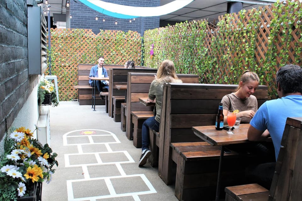 Patio, Alcoholic drinks, Non alcoholic drinks