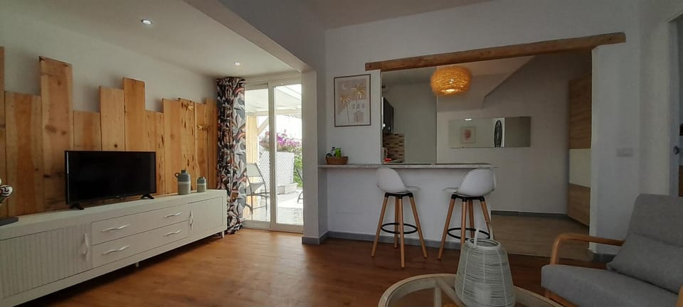 Lounge or bar, Seating area