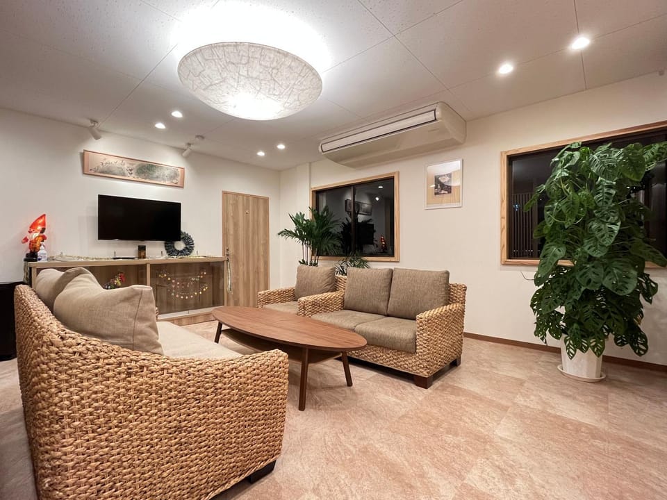 Shirahama no Yado Ran Bed and Breakfast in Japan