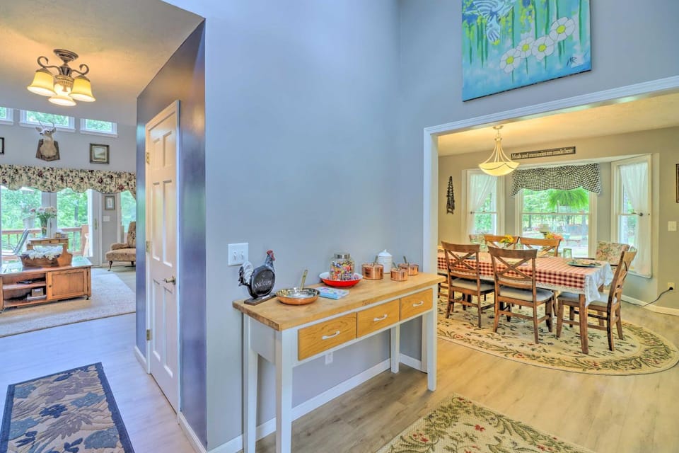 10-Acre Mountain Home Getaway w/ Fire Pit House in Norfork Lake