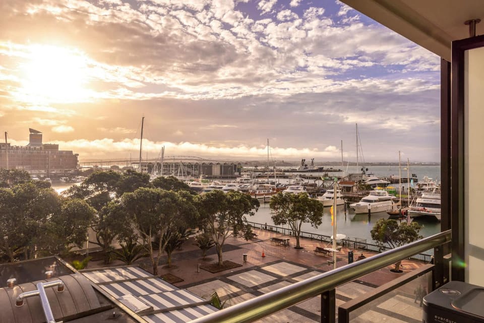 The Quays - Auckland Viaduct Apartment in Auckland