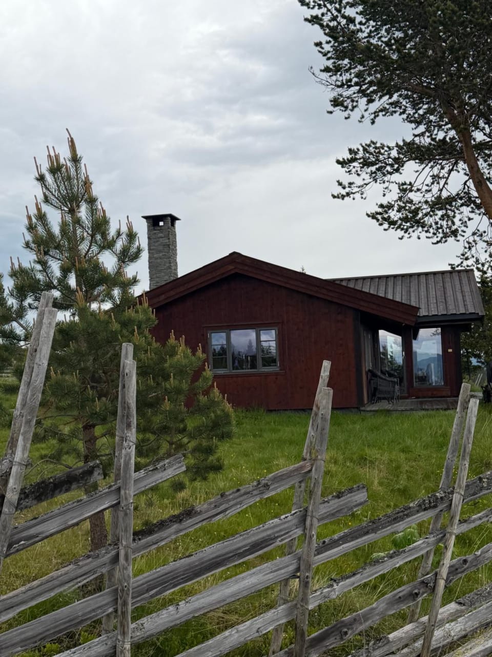 Løstegård hytter at the top of Golsfjellet House in Viken, Norway