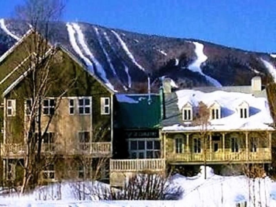 Auberge La Camarine Hotel in Beaupre