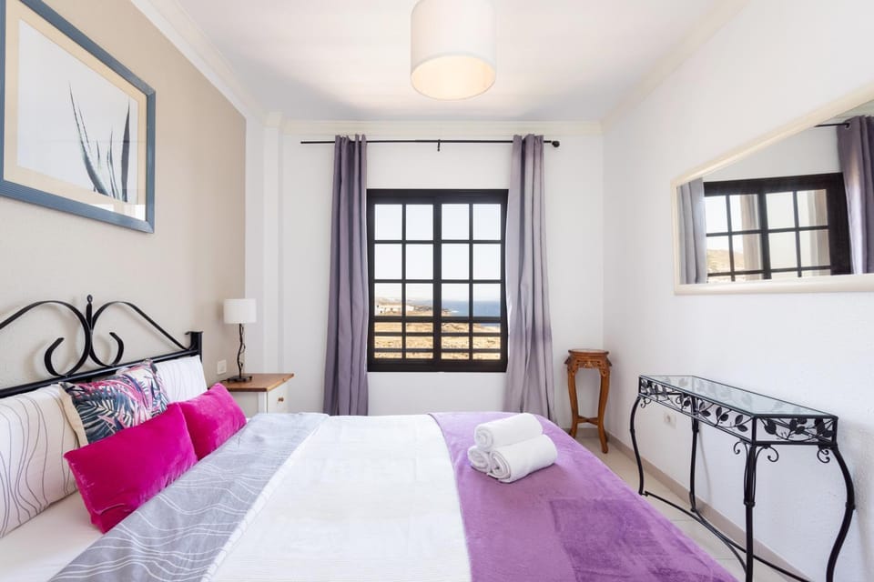 Home2Book Pretty Apartment Costa del Silencio, Pool Apartment in Costa del Silencio