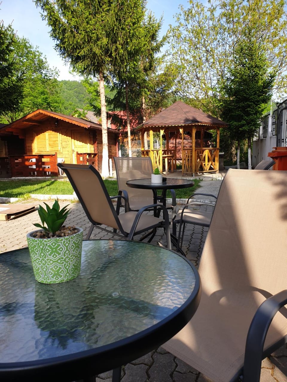 Garden, Seating area