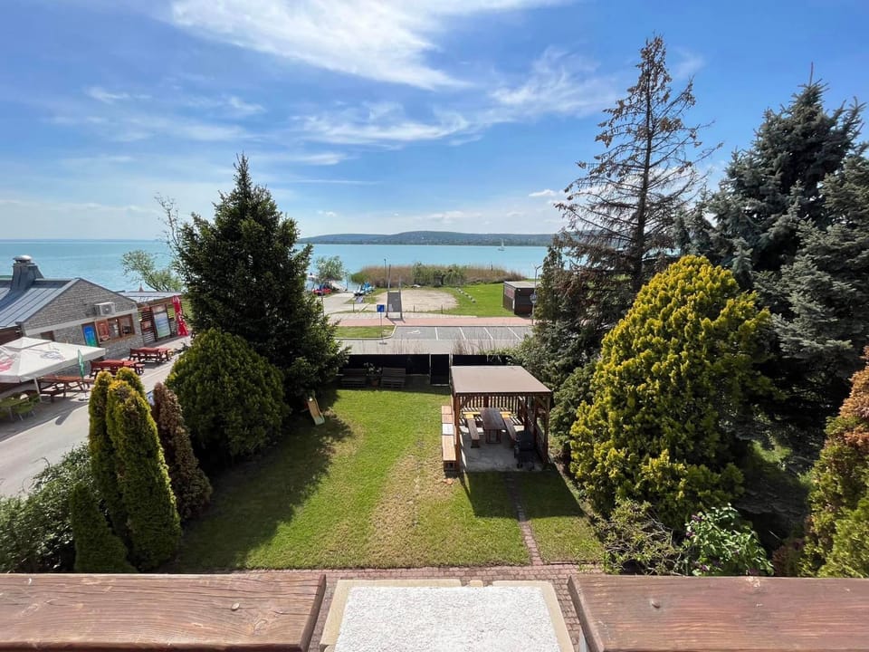 SunSet Beach Apartman Apartment in Hungary
