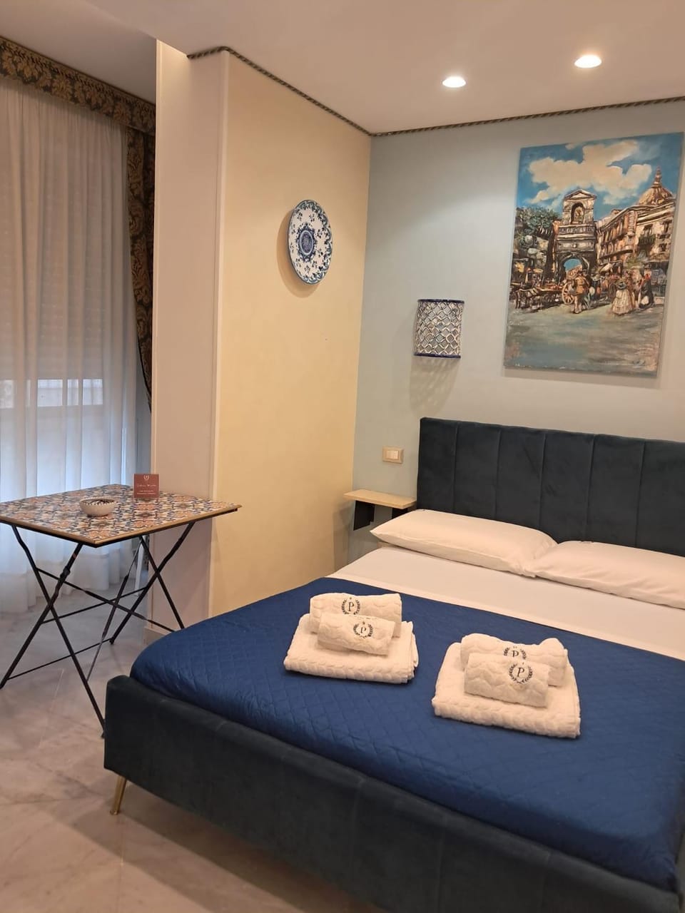Federico 70 Rubino Capsule hotel in Palermo