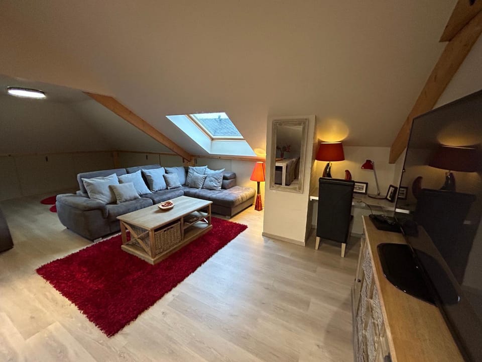 TV and multimedia, Living room, Seating area