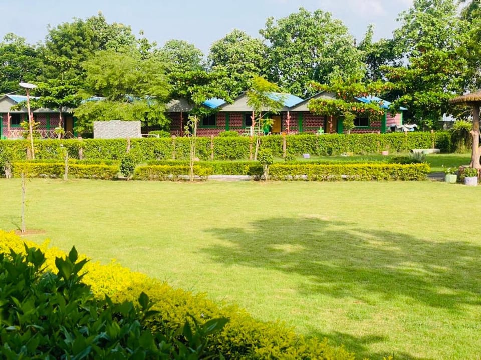 Property building, Garden