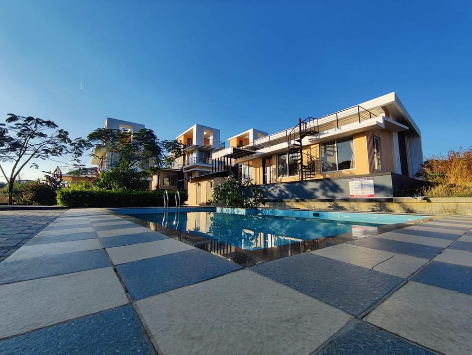 ROYAL MEADOWS IGATPURI 2BHK POOLSIDE VILLA Villa in Igatpuri