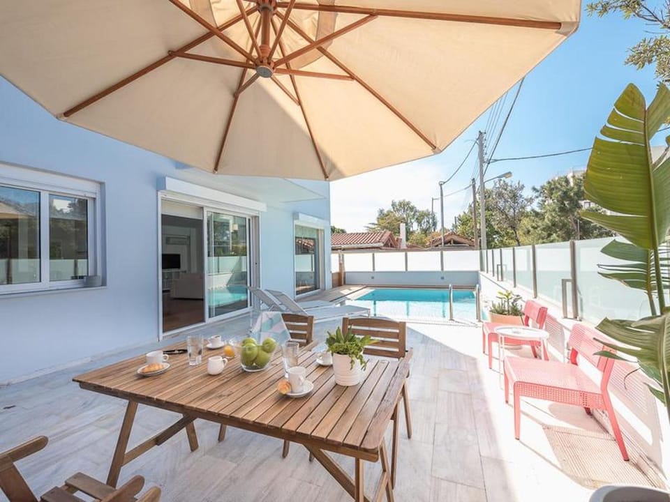 Property building, Other, Swimming pool, furniture, sunbed