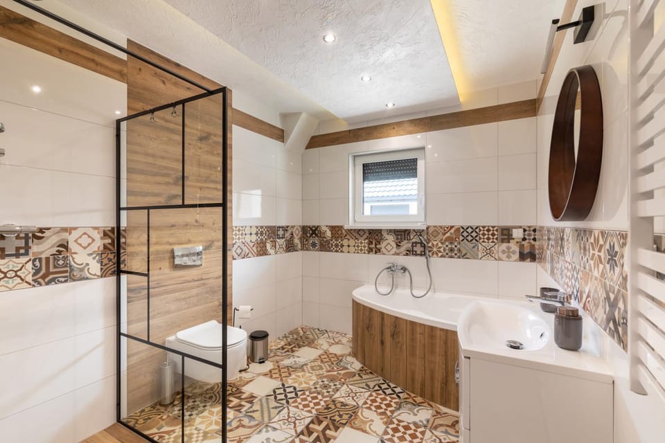 Shower, Bathroom, Bath, towels