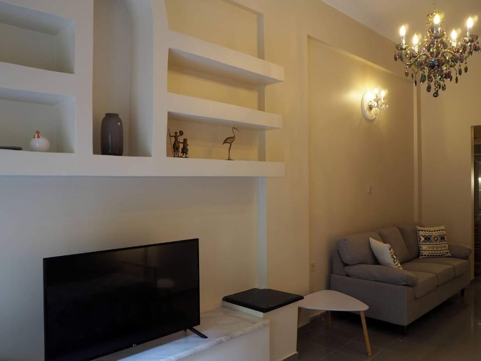 Downtown Jewel Apartment in Kavala