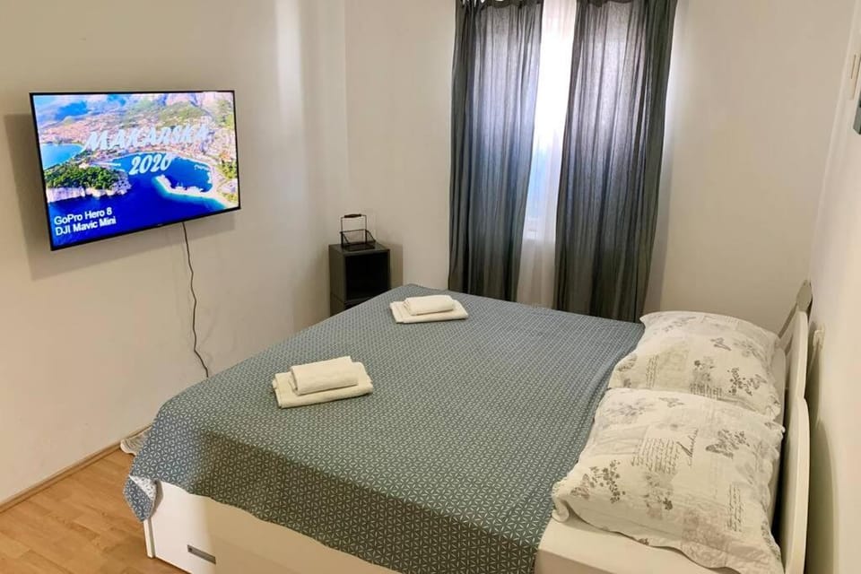 Summer app Pool spa Jacuzzi city center Apartment in Makarska