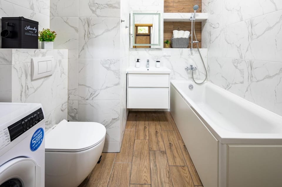 Toilet, Bathroom, Bath, washing machine