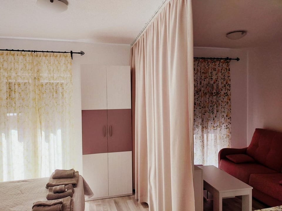 Living room, Bedroom