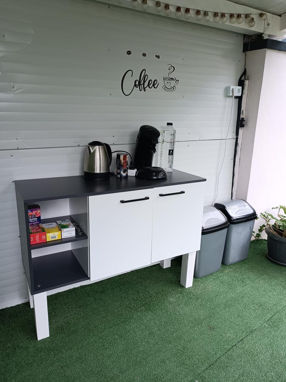 Coffee/tea facilities