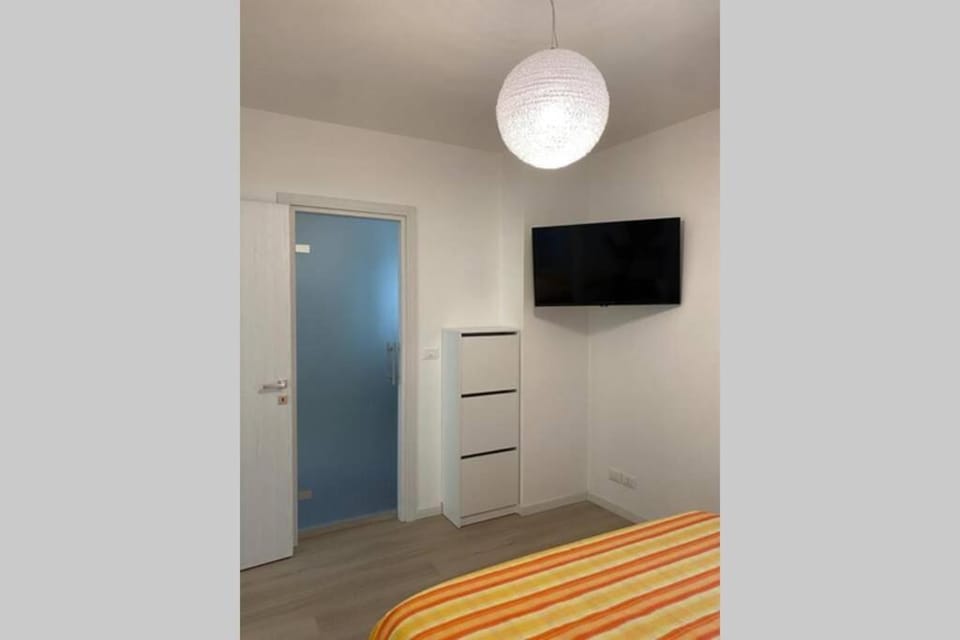 TV and multimedia, Bedroom