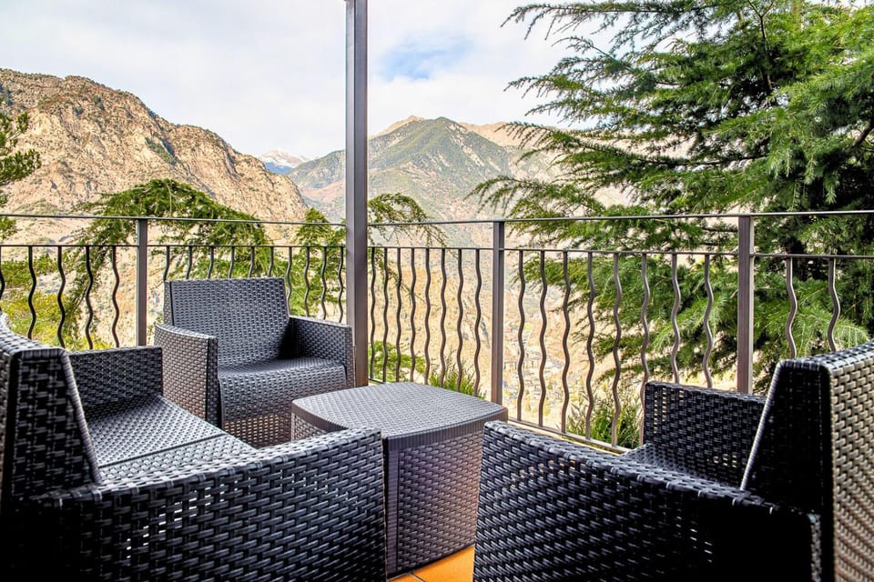 Patio, Natural landscape, Balcony/Terrace, Mountain view, Mountain view