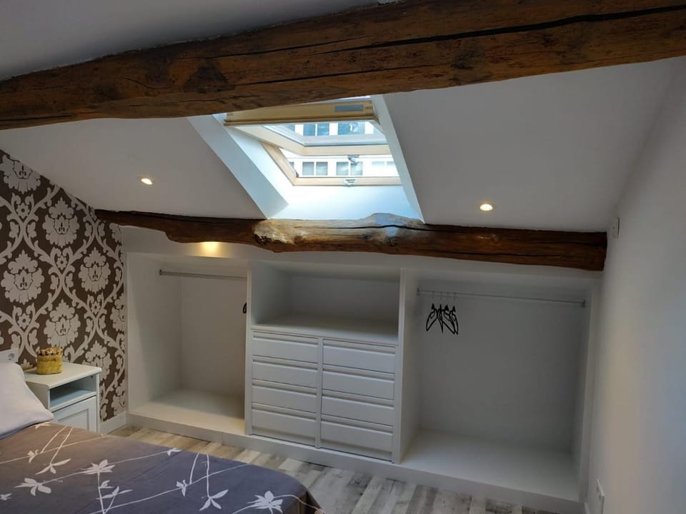 ATICO 3ºA a 200m CATEDRAL,PLAYSTATION 4 y NETFLIX Apartment in Santiago de Compostela