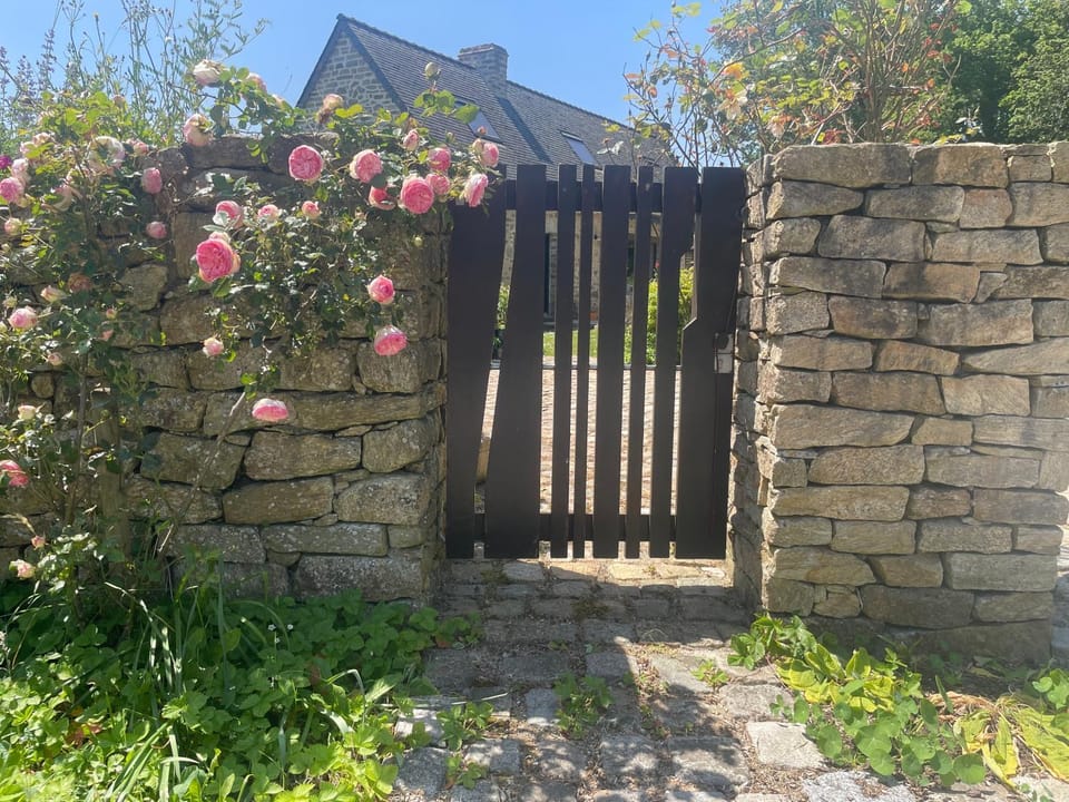 TY Fine Rose House in Finistere