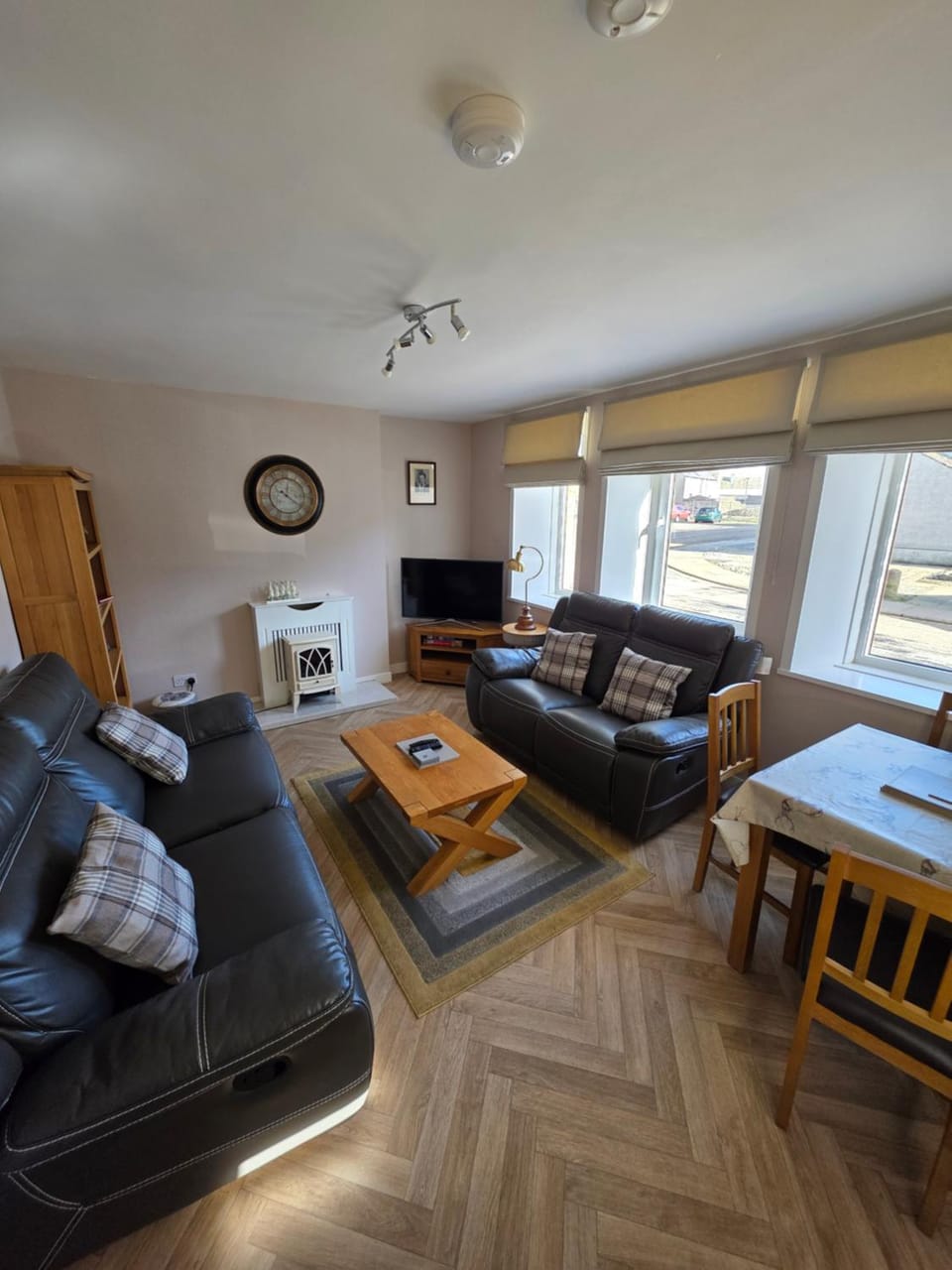 Angus House, 2 Bedroom House, Thurso, NC500 Route House in Thurso
