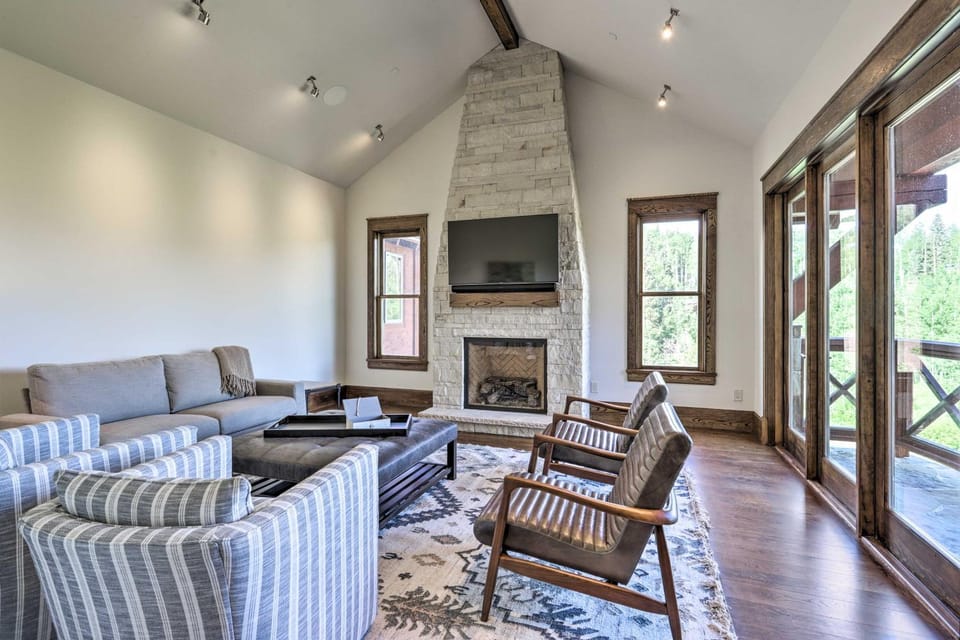 Luxurious Ski-In/Ski-Out Telluride Penthouse! House in Mountain Village