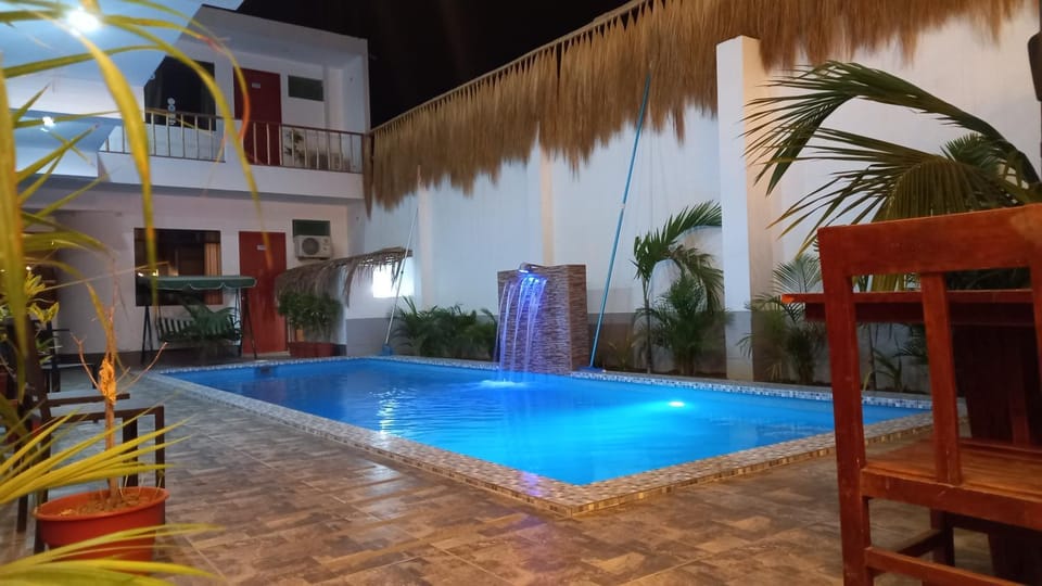 Swimming pool