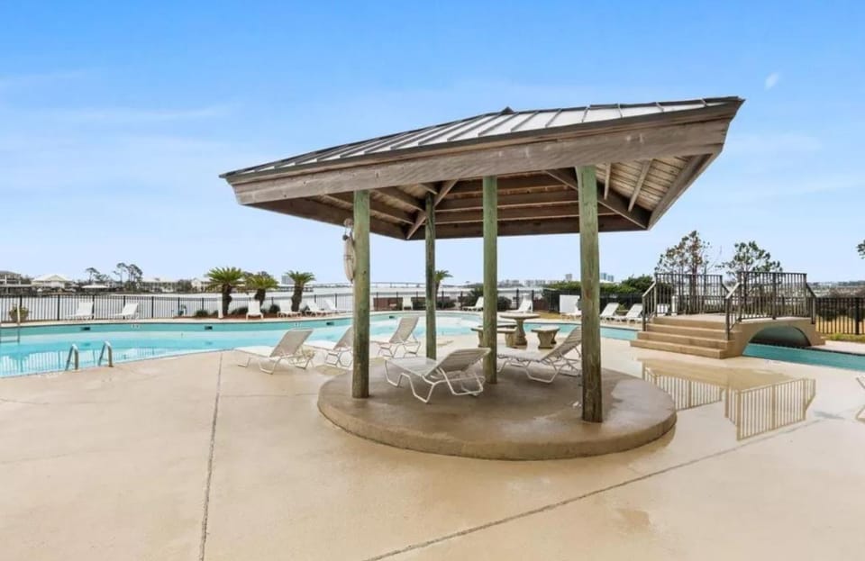 Back Bay Condo 1106 House in Orange Beach