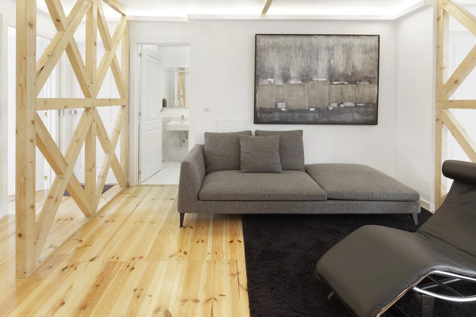 Room With Private Bathroom -Alcantara Bed and Breakfast in Lisbon