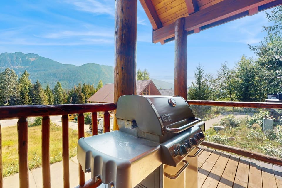 Log Cabin Luxury Cabin in Snoqualmie Pass