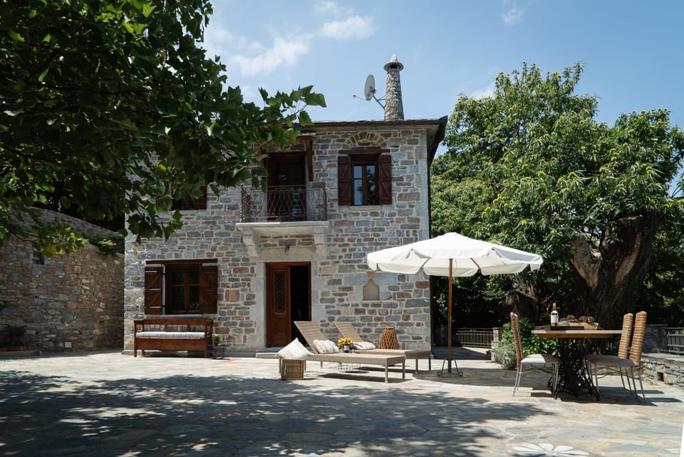 Property building, Patio, Balcony/Terrace, Other, sunbed