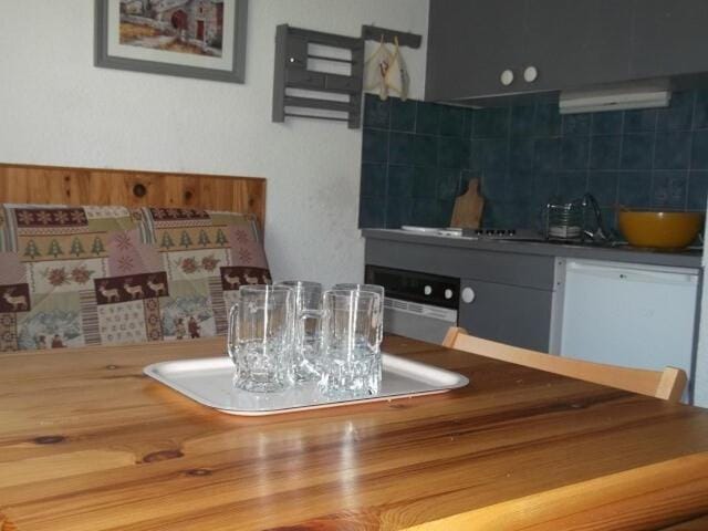 Résidence Le Plein Soleil 2 - Studio 4 personnes, résidence Plein Soleil 2 à ORCIERES-MERLETTE, Alpes du Sud MAE-7574 Apartment in Provence-Alpes-Côte d'Azur