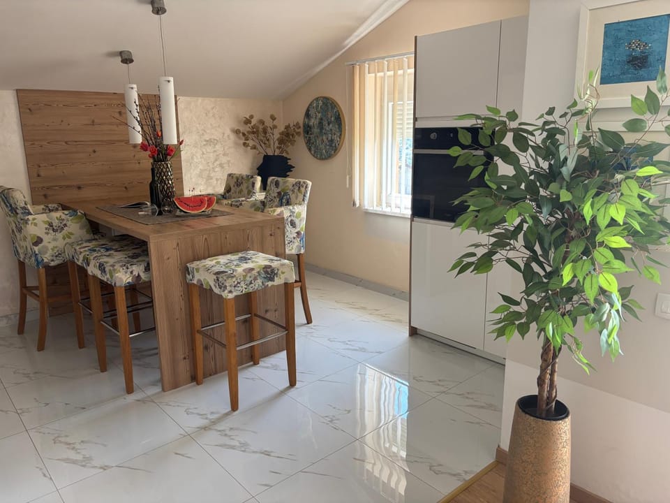 ANDREA, Premium three bedroom apartment, entire floor Apartment in Primorje-Gorski Kotar County