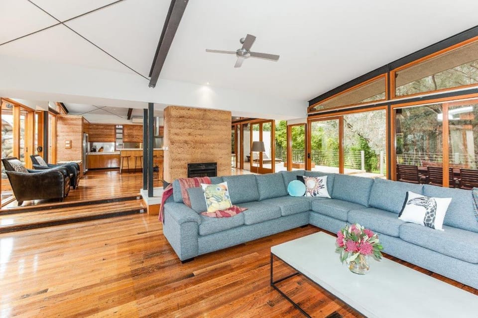 Elements - Echuca Holiday Homes House in Echuca