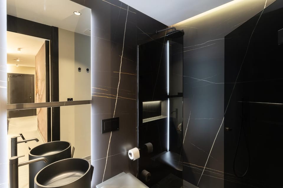 Shower, Toilet, Bathroom