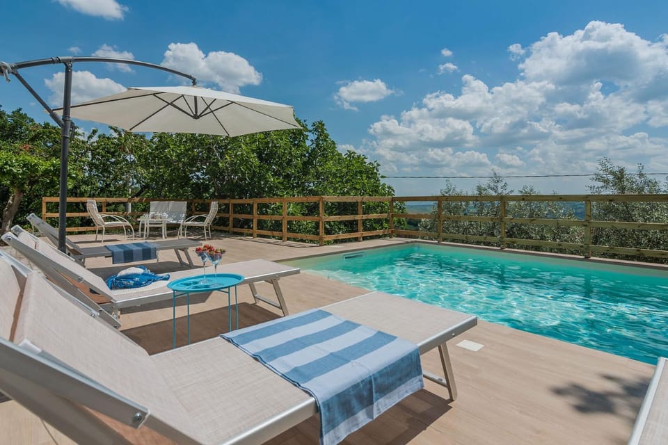 Natural landscape, View (from property/room), Swimming pool, sunbed