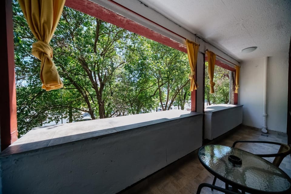 Balcony/Terrace, Garden view