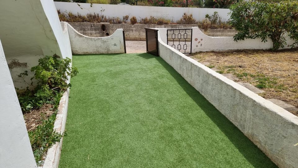 Facade/entrance, Garden
