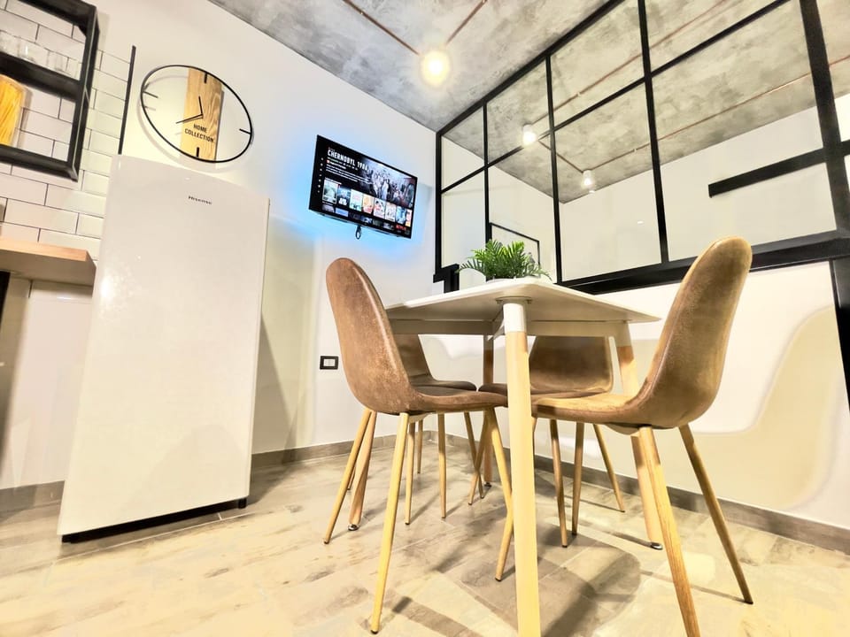 Linea1 loft Museo Apartment in Naples