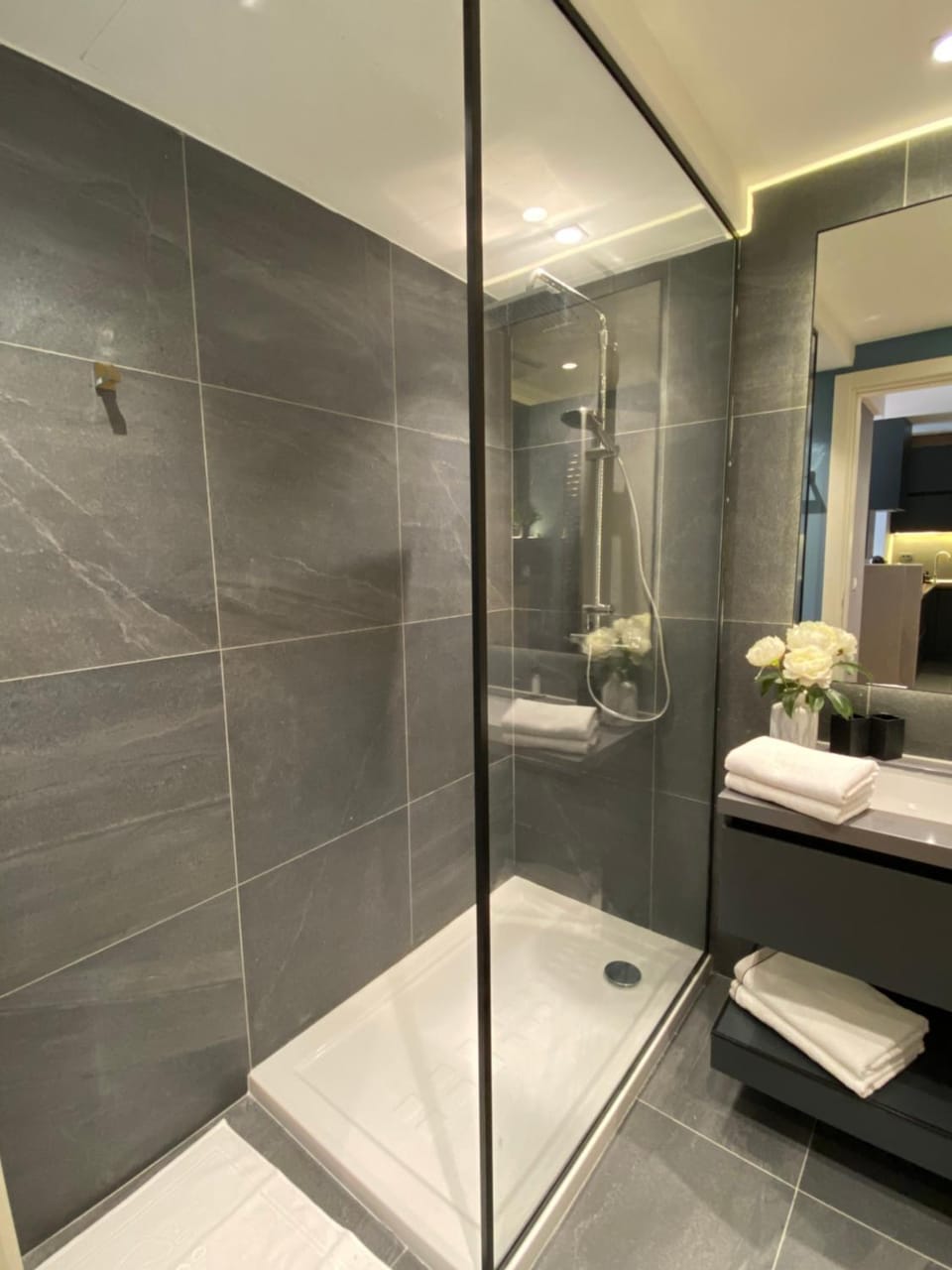 Shower, Bathroom